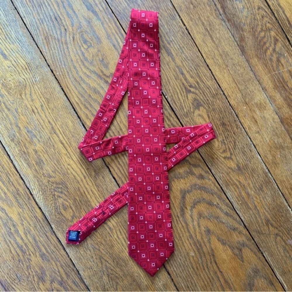 Jones New York Vintage Geometric 100% Silk Tie Red Blue & White Square Pattern